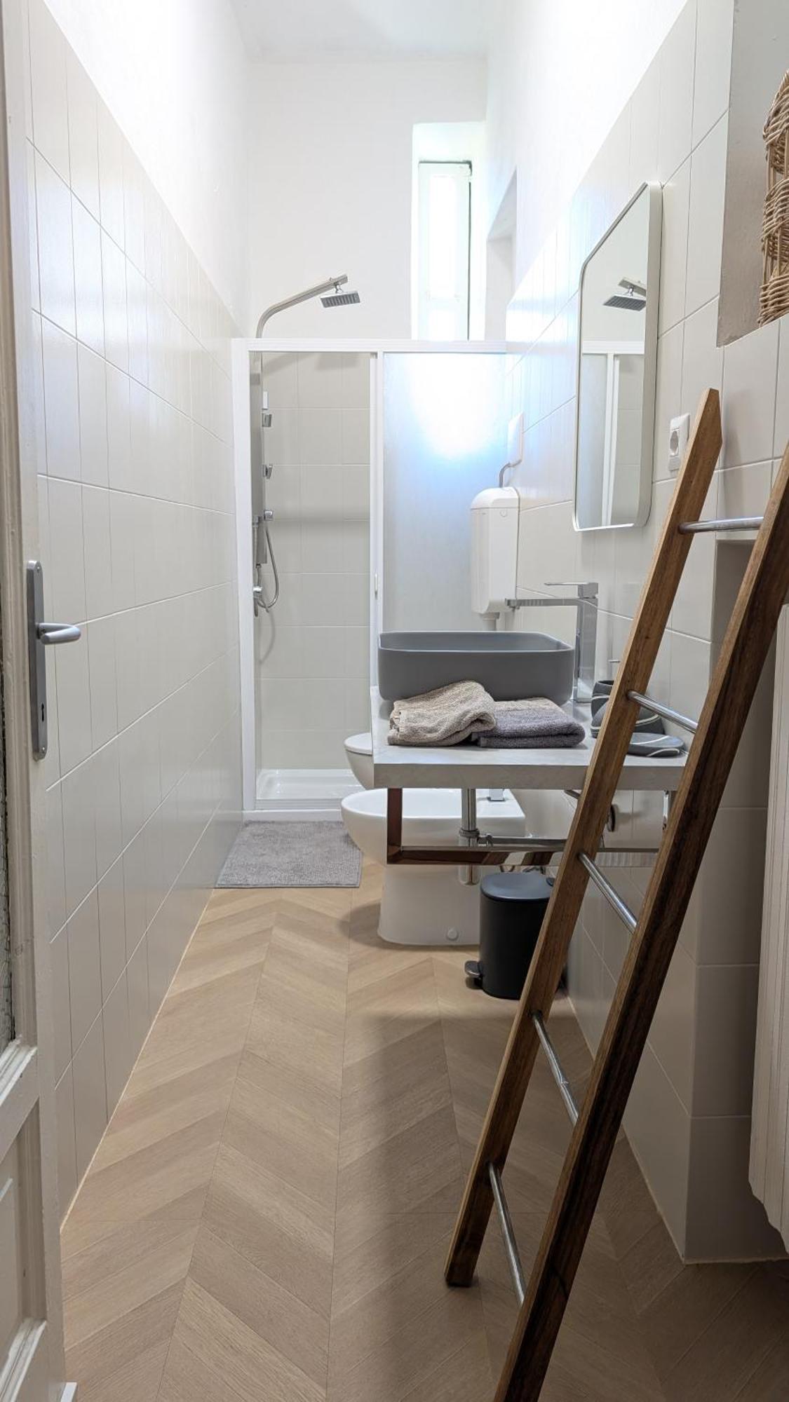 Grand Central 1845 - 2 Bedrooms Design Flat Μπέργκαμο Εξωτερικό φωτογραφία